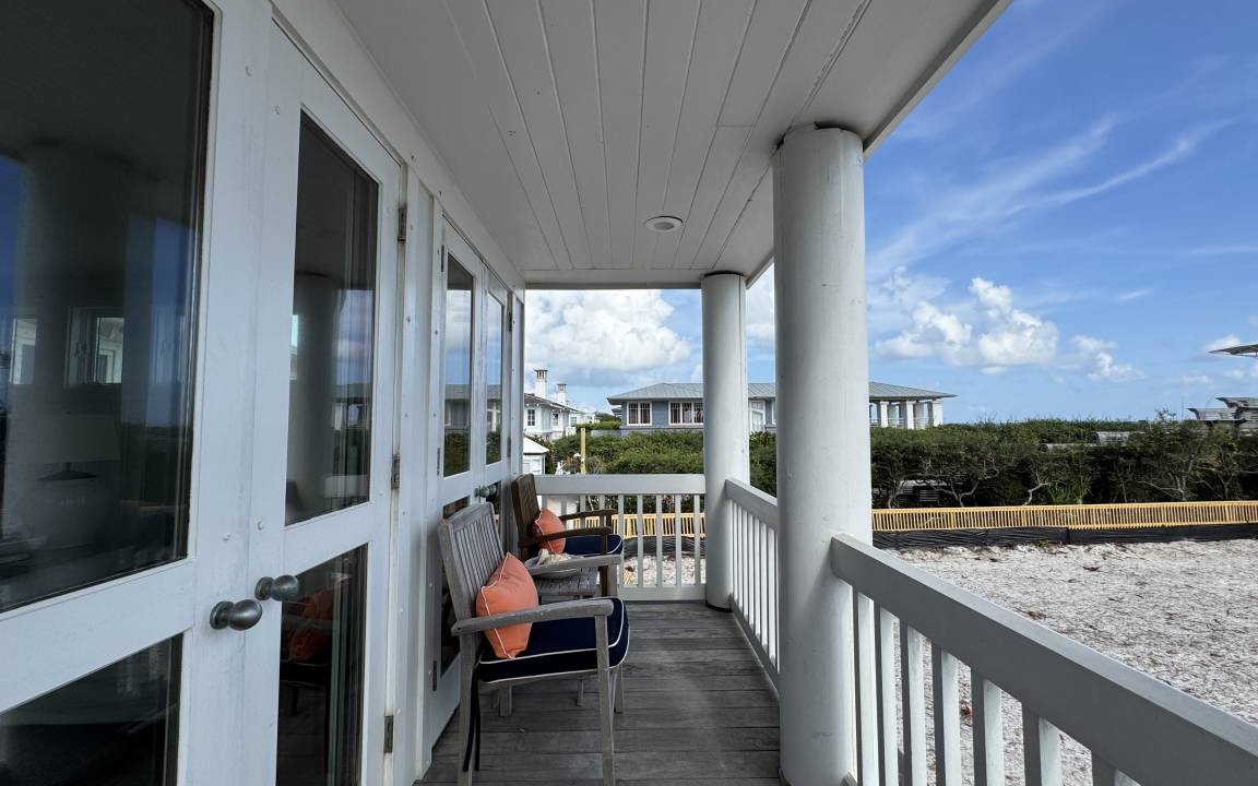 Photo of Patio Balcony in Seaside