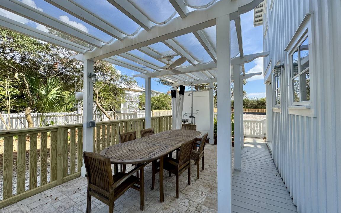 Photo of Patio Balcony in Seaside