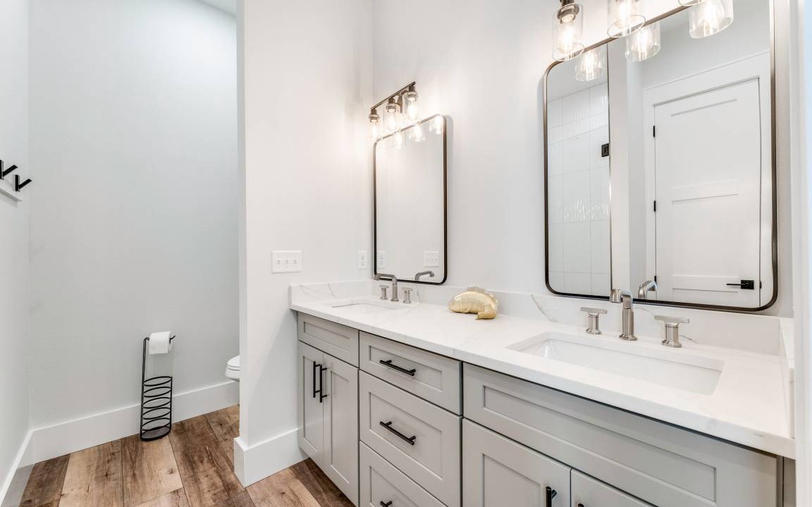 Photo of Bathroom in Greenway Park