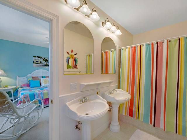 Photo of Bathroom in Gulf Mist