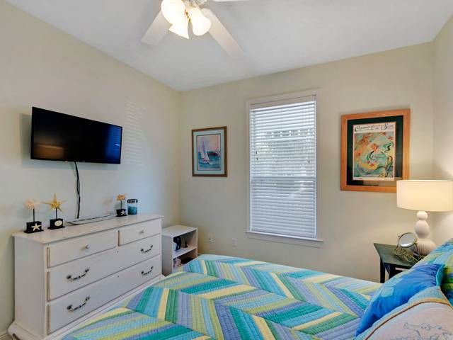 Photo of Bedroom in Gulf Mist