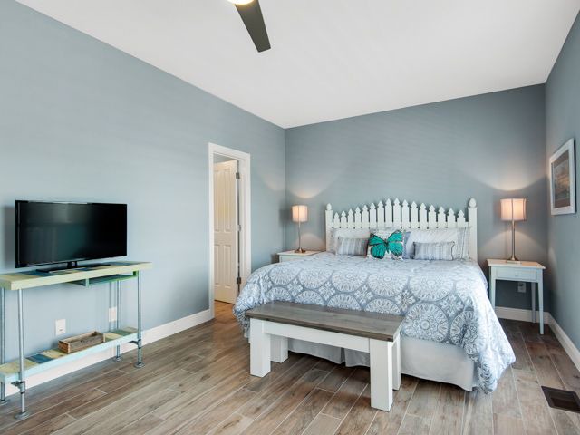 Photo of Bedroom in Gulf Mist