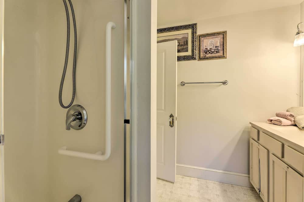 Photo of Bathroom in Pomfret