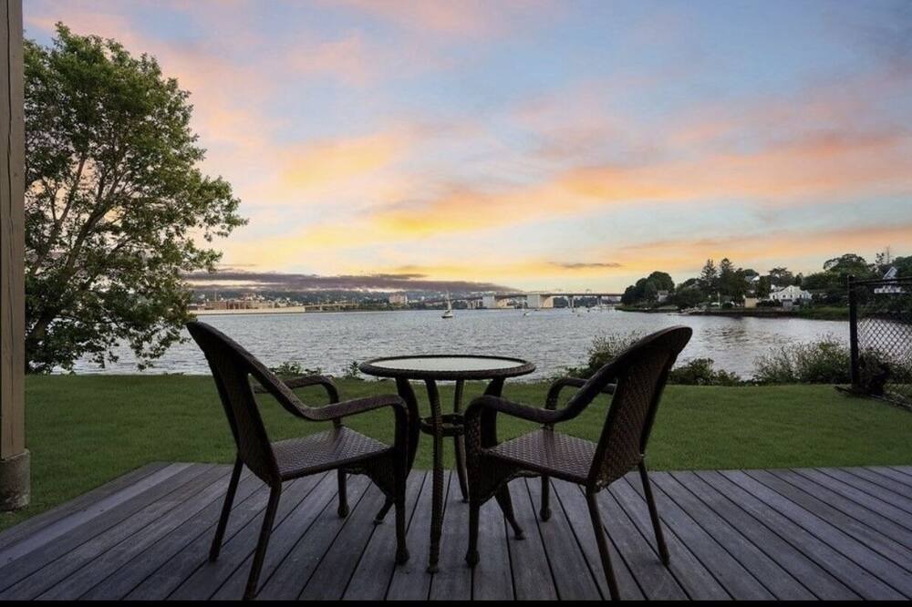 Photo of Patio Balcony in Somerset