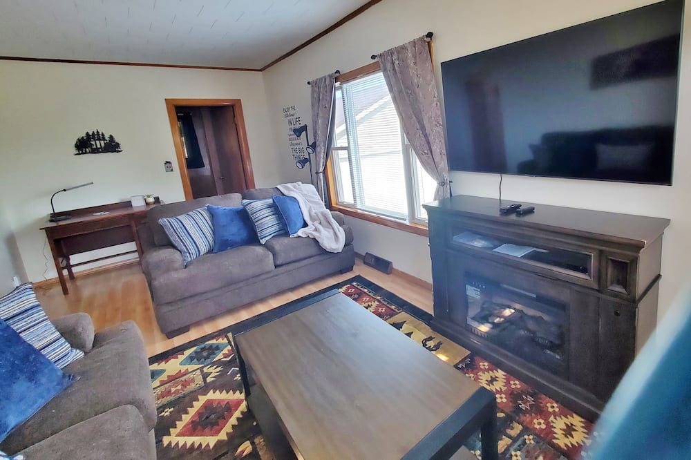 Photo of Livingroom in Laona