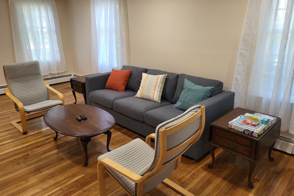 Photo of Livingroom in Warwick