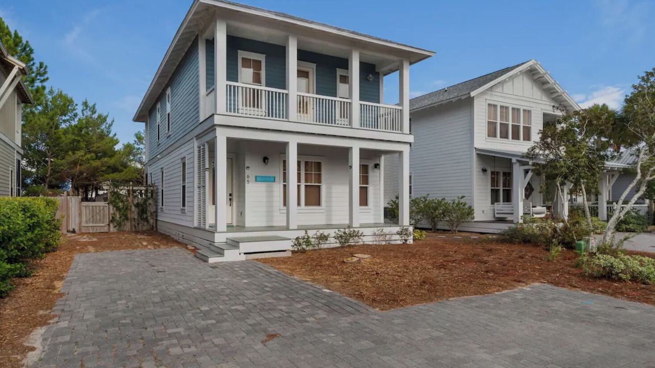 Photo of Outdoor in Village of Sugar Beach
