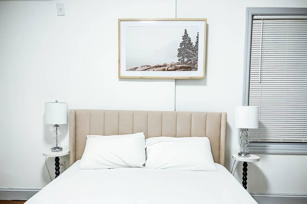 Photo of Bedroom in Queens