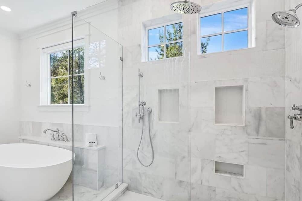 Photo of Bathroom in WaterSound West Beach