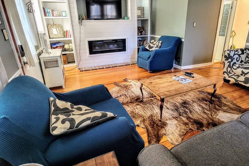 Photo of Livingroom in North Beach