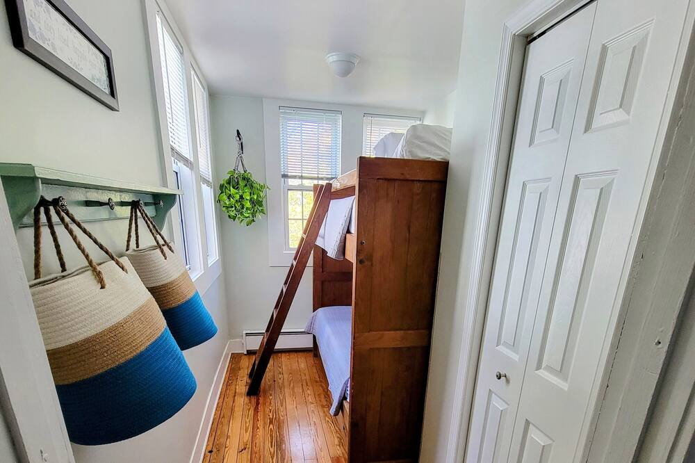 Photo of Bedroom in North Beach