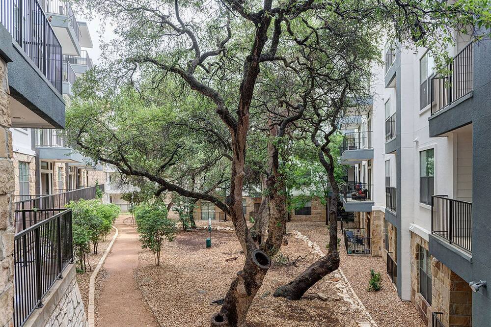 Photo of Outdoor in Gateway