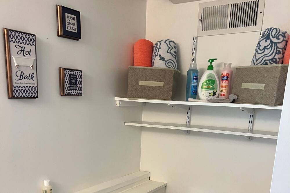 Photo of Bathroom in Stonington