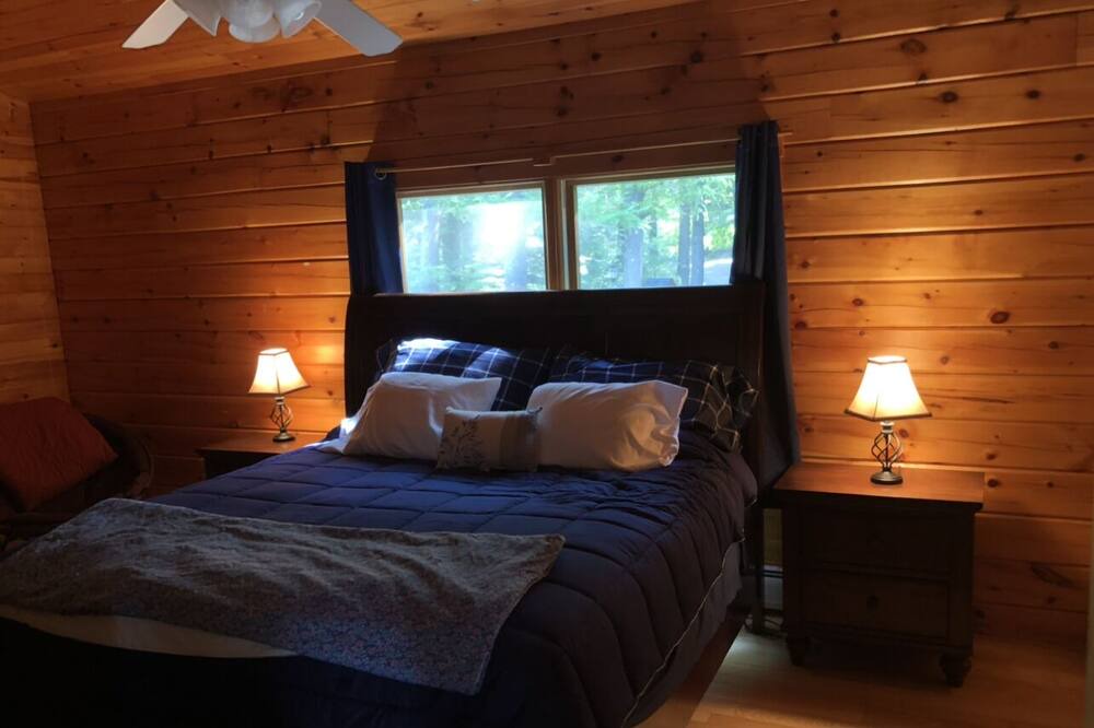 Photo of Bedroom in Huntington
