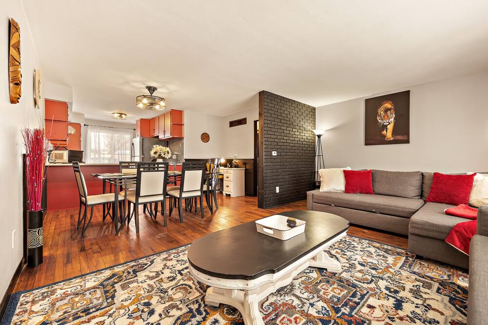 Photo of Livingroom in Yorkville