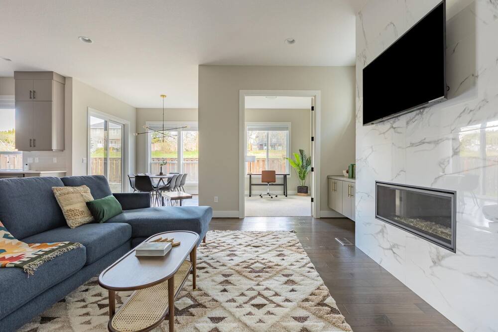 Photo of Livingroom in Bethany