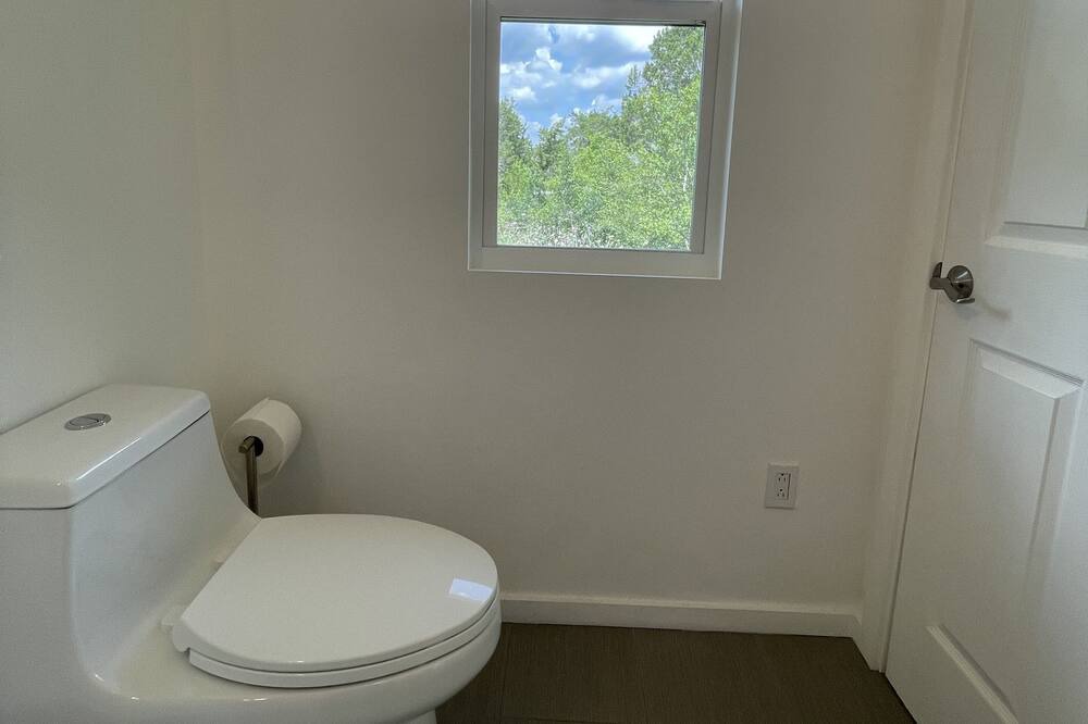 Photo of Bathroom in Driftwood