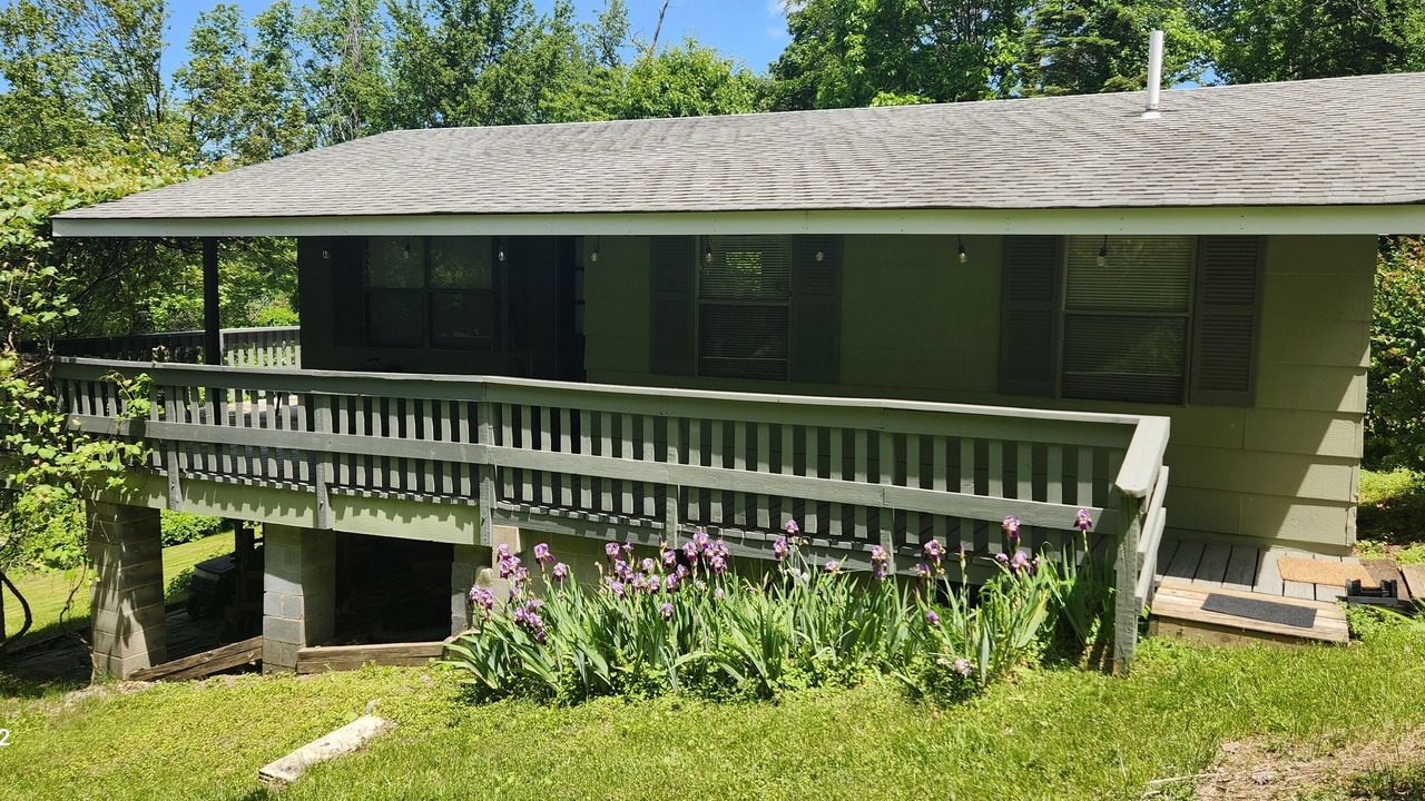 Photo of Outdoor in Stanley