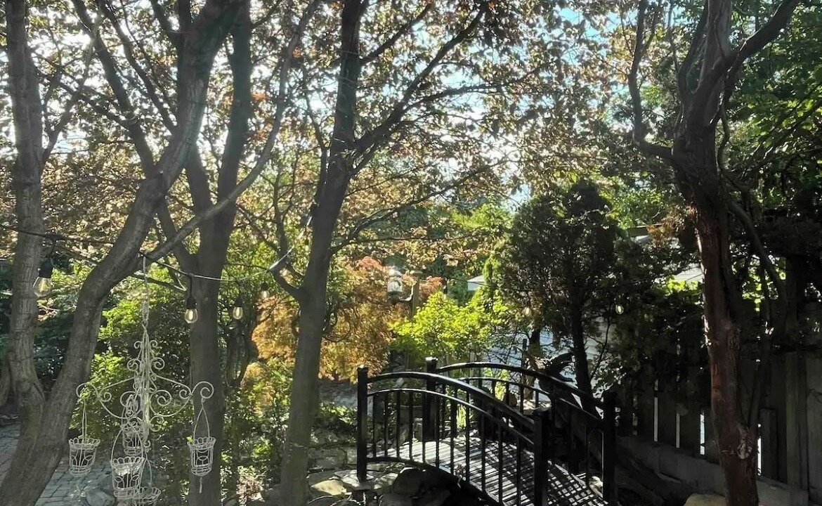 Photo of Outdoor in Toledo
