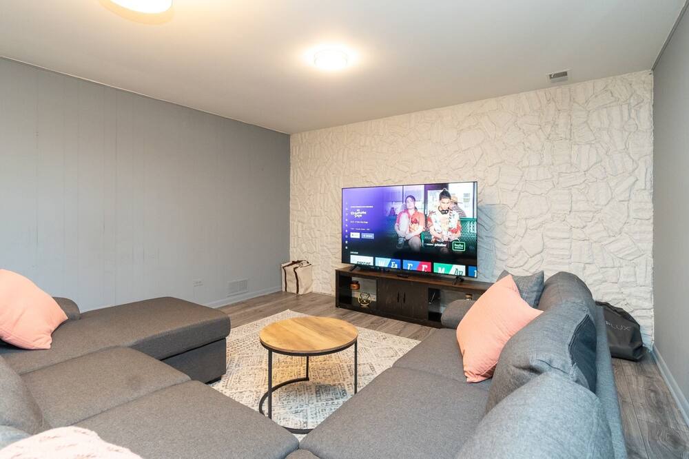 Photo of Livingroom in Palos Hills