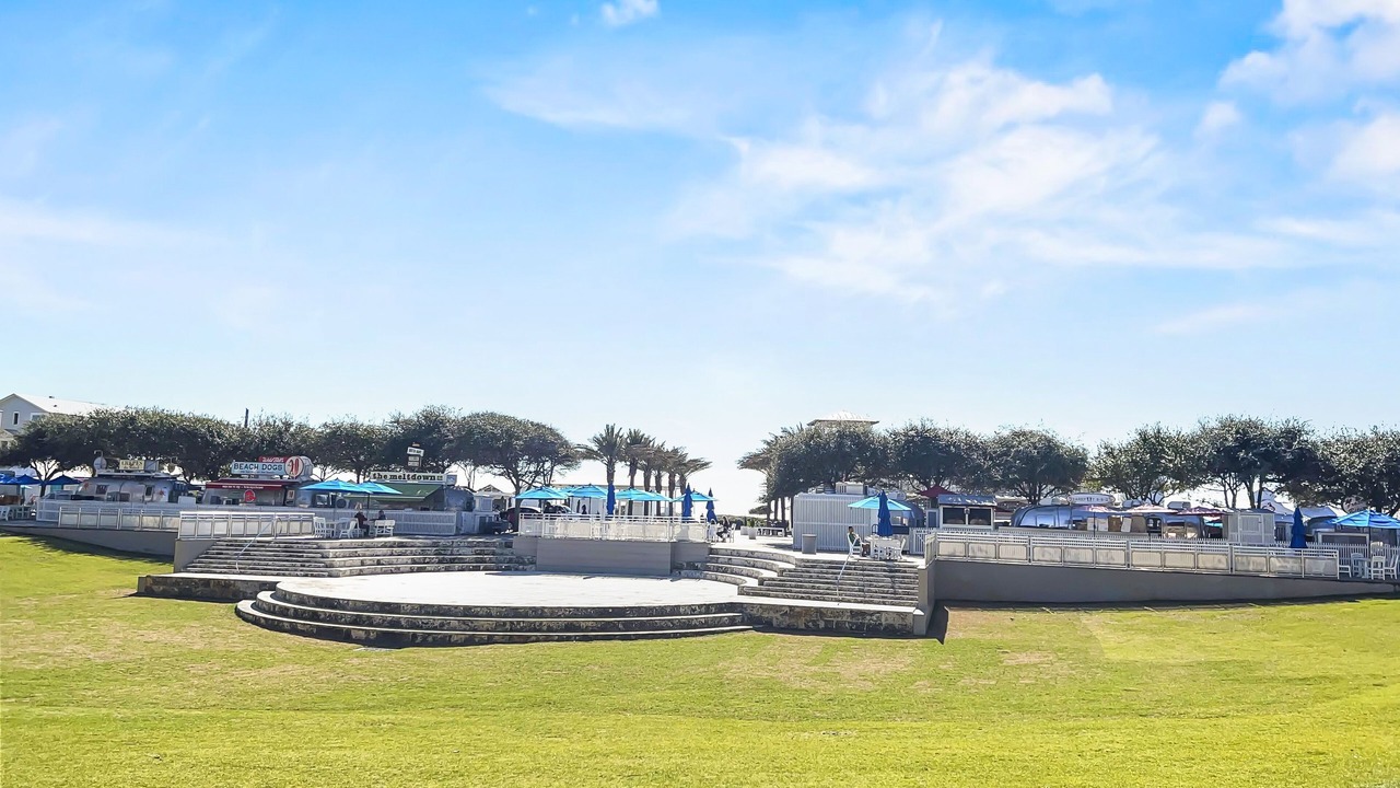 Photo of Others in Seaside