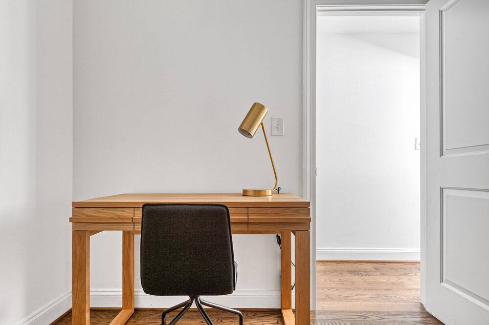 Photo of Bedroom in Dupont Circle