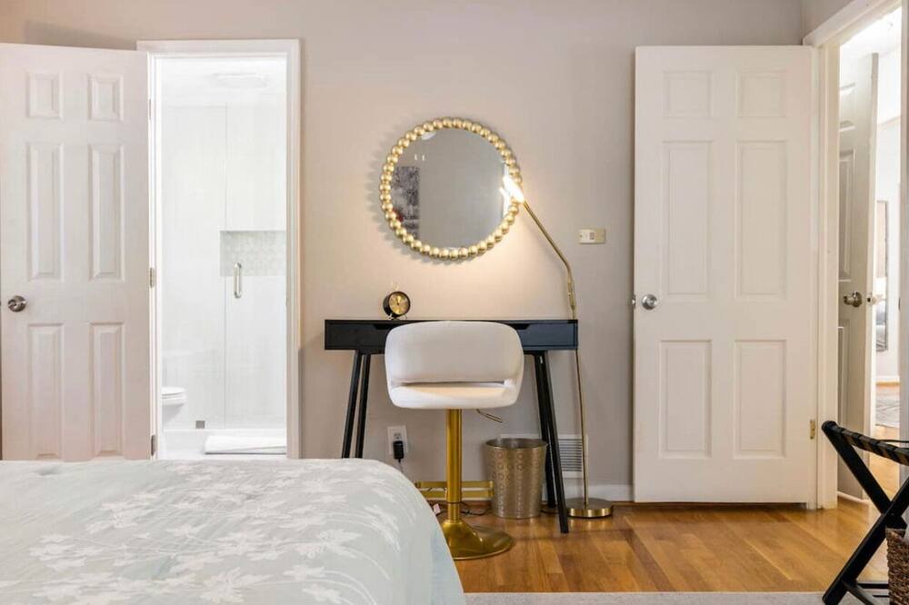 Photo of Bedroom in Atlanta