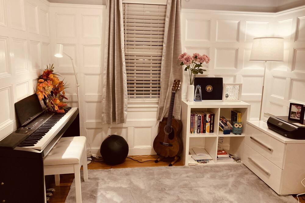 Photo of Bedroom in Framingham