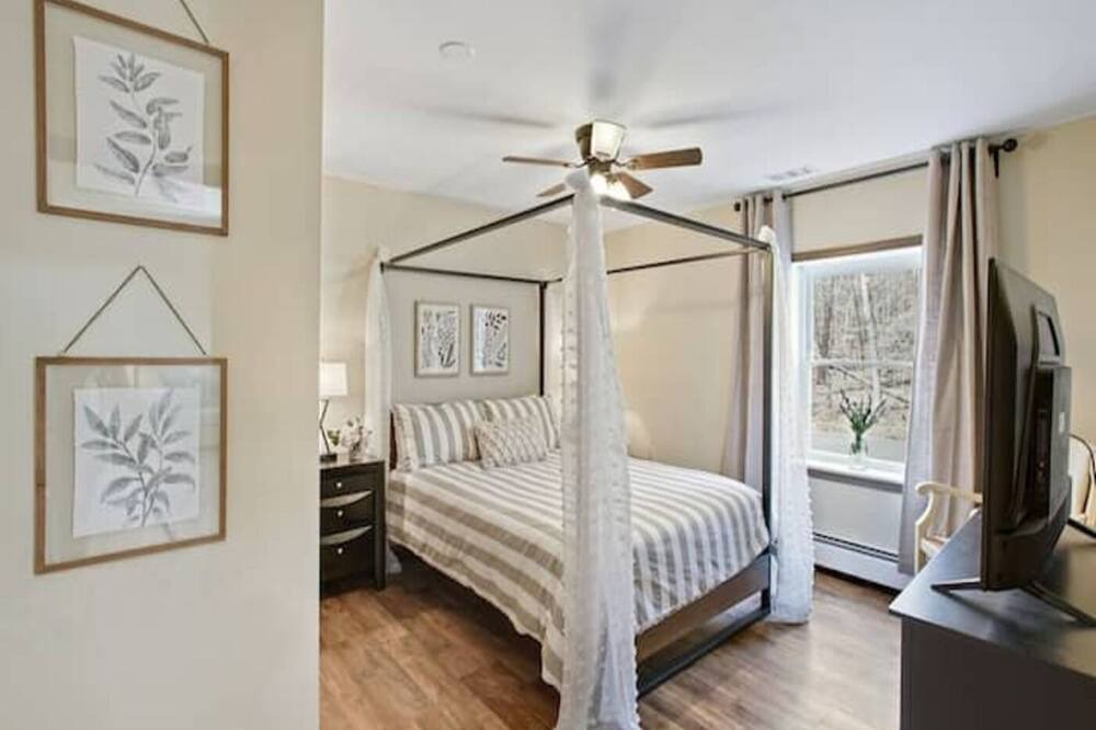 Photo of Bedroom in Manassas