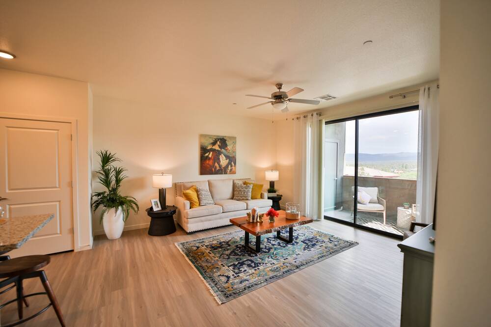 Photo of Livingroom in Yavapai Hills