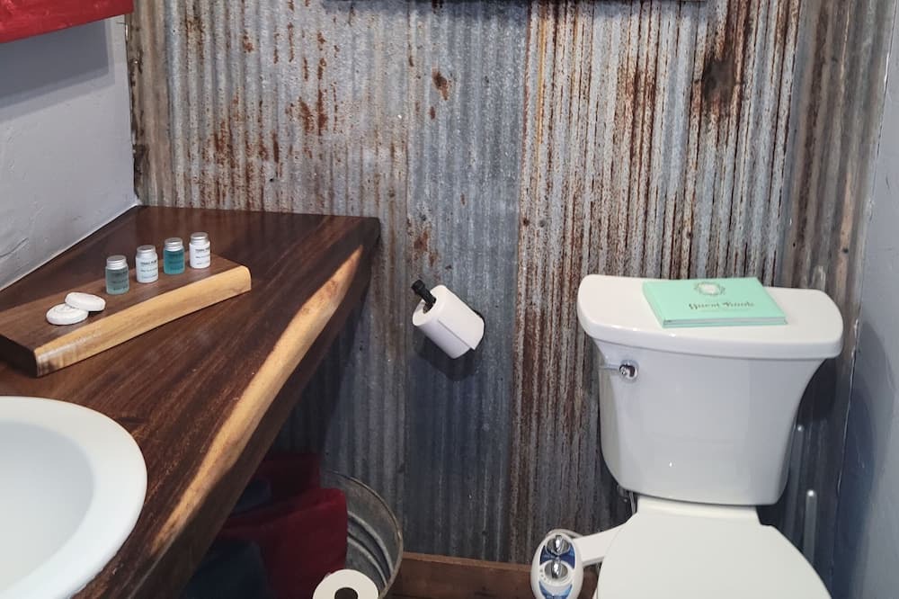 Photo of Bathroom in Coleman
