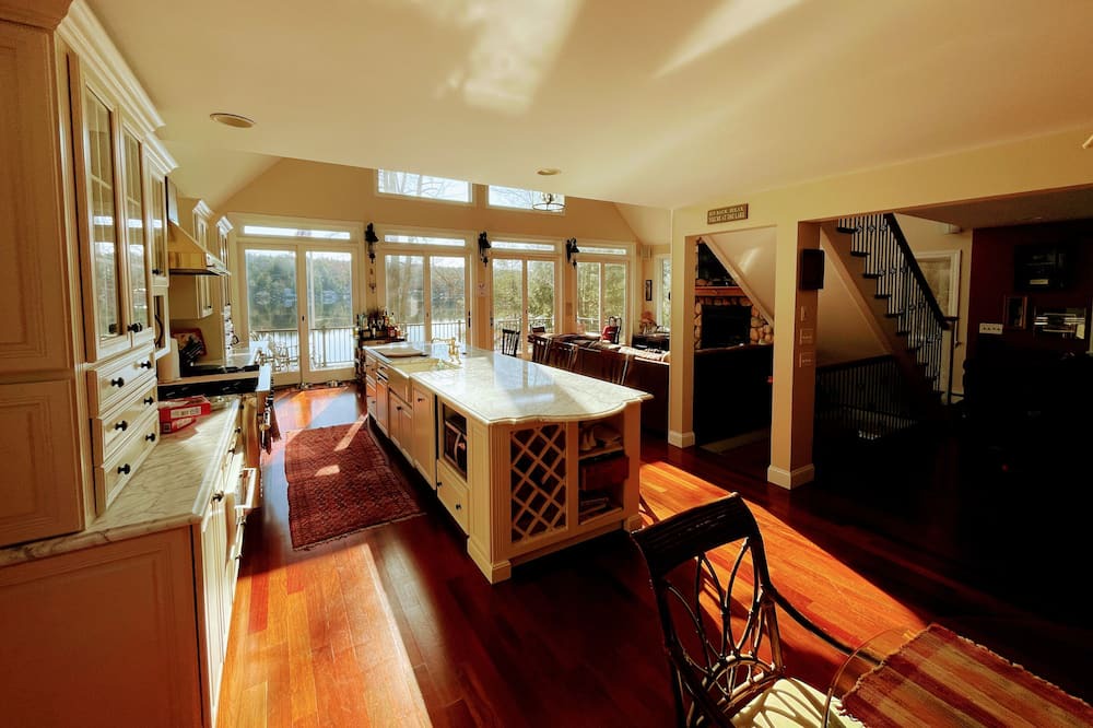 Photo of Kitchen in Milton