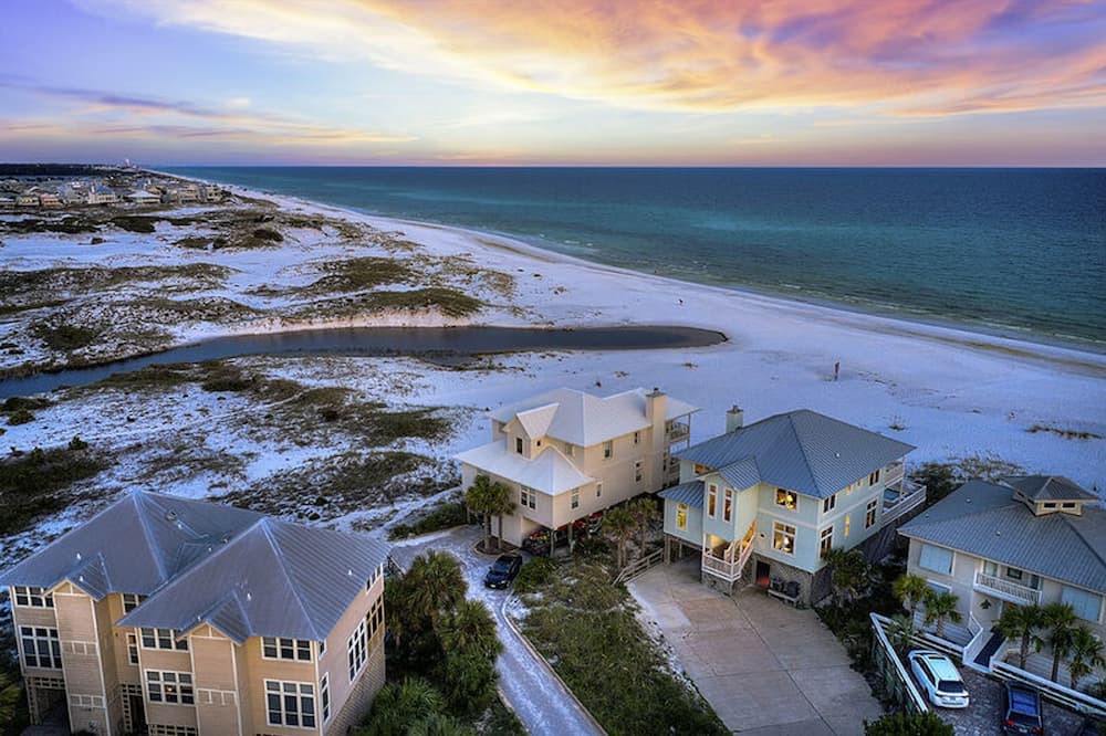 Photo of Outdoor in Gulf Trace