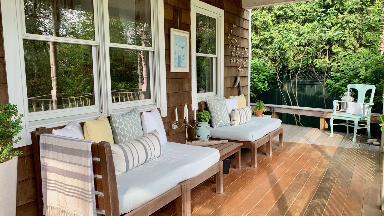 Photo of Patio Balcony in Old Greenwich