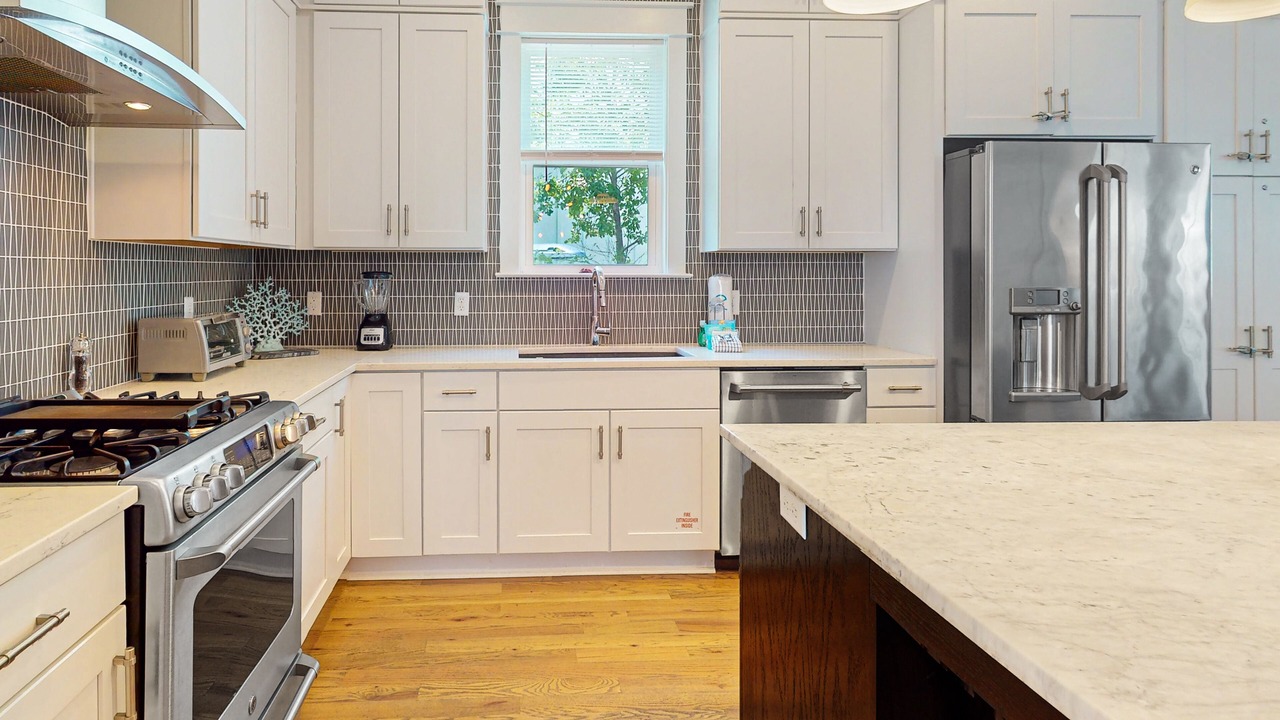 Photo of Kitchen in Greenway Park