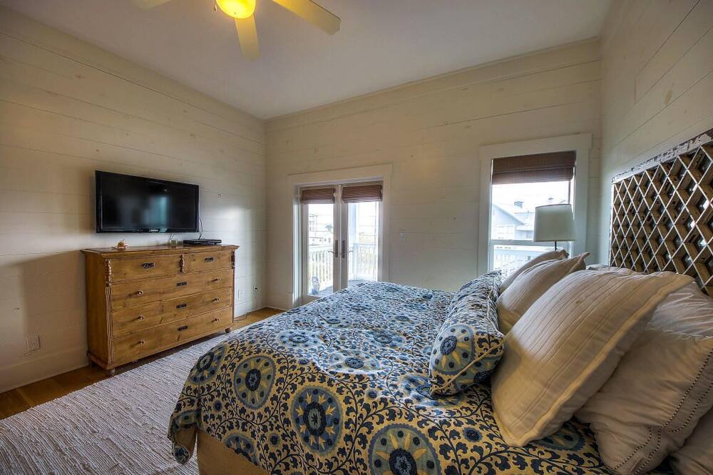 Photo of Others in Grayton Beach