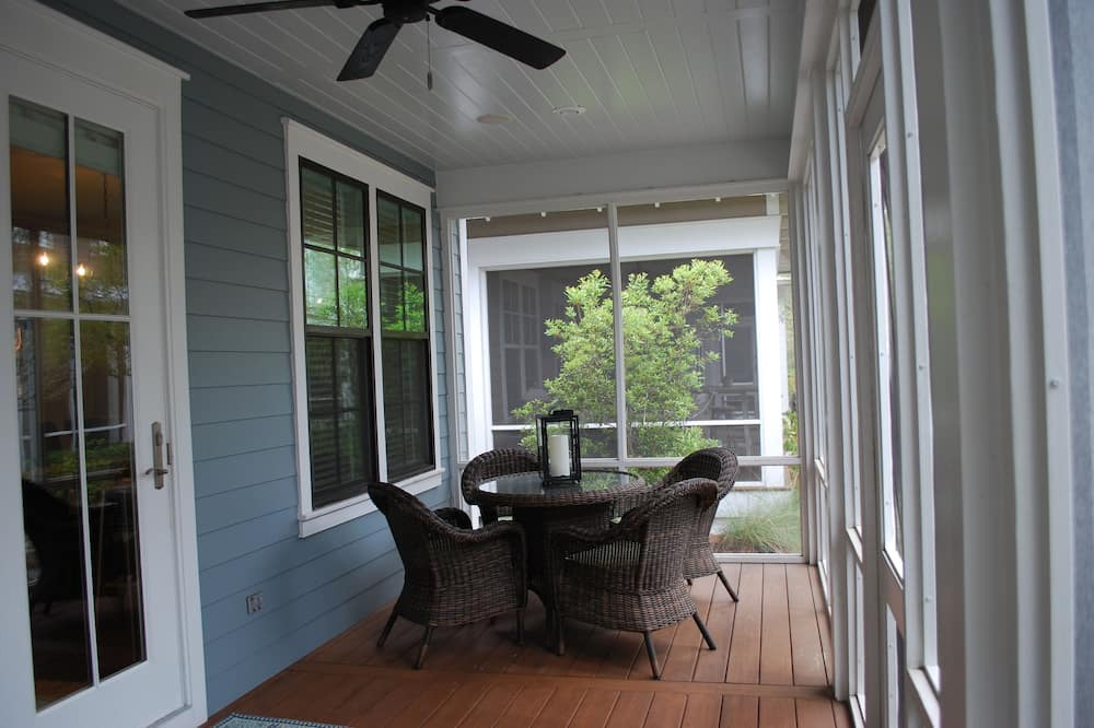 Photo of Patio Balcony in WaterSound West Beach