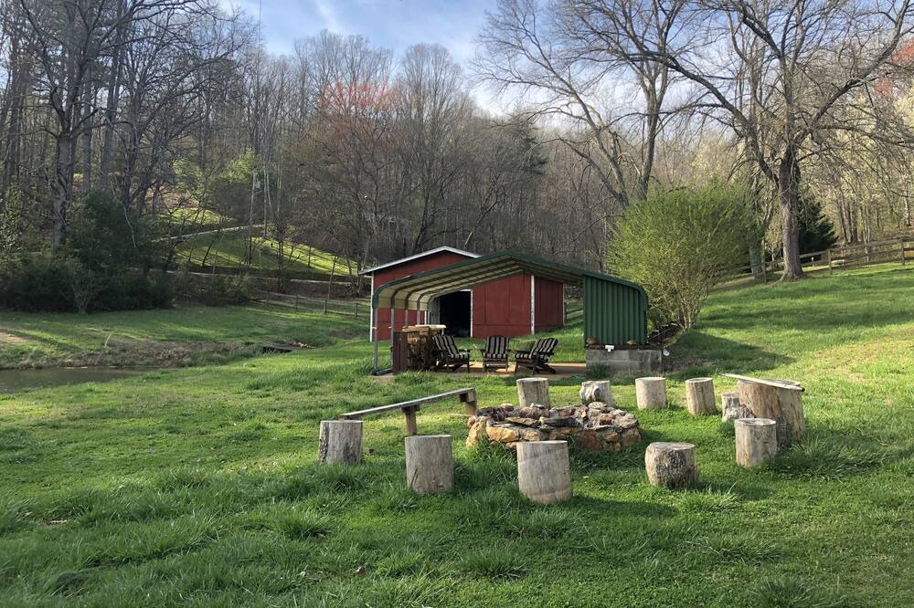 Photo of Outdoor in Franklin