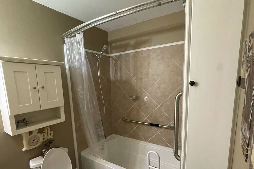 Photo of Bathroom in Leesburg