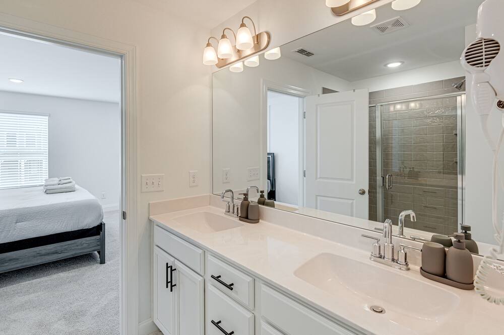 Photo of Bathroom in Antioch