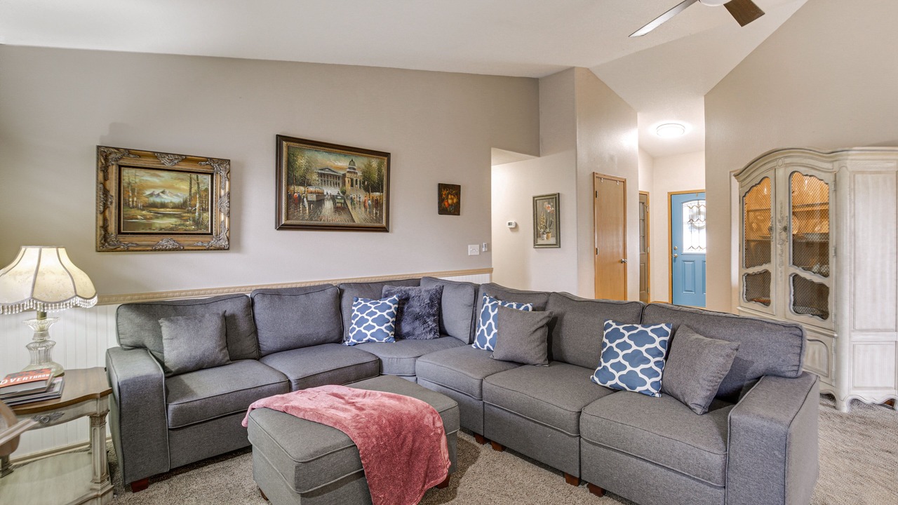 Photo of Livingroom in Lafayette