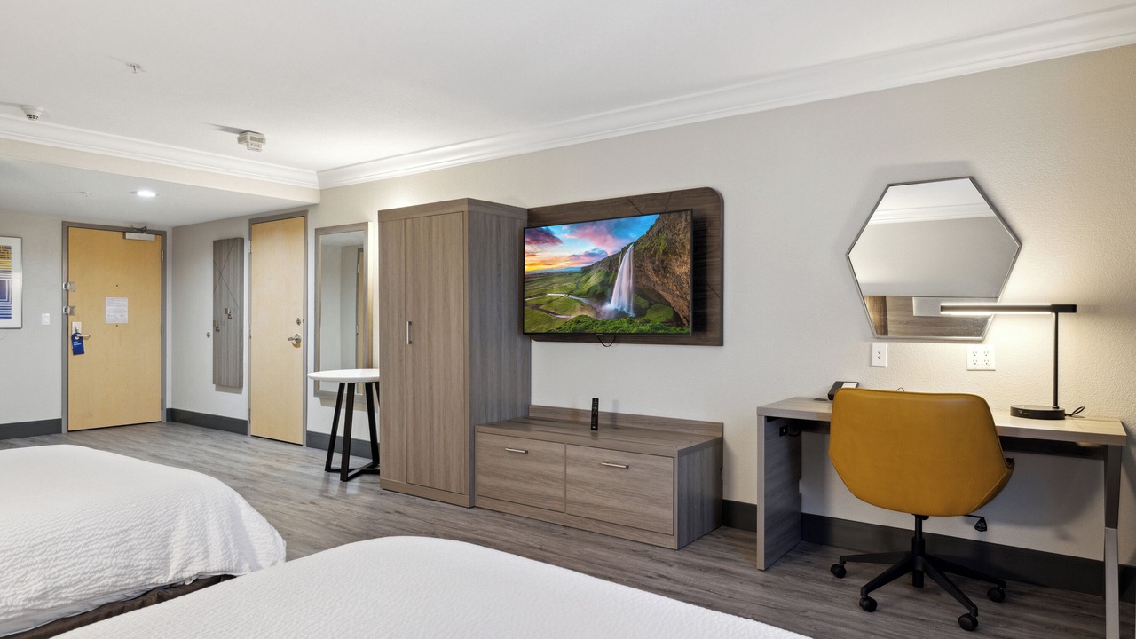 Photo of Bedroom in Nut Tree