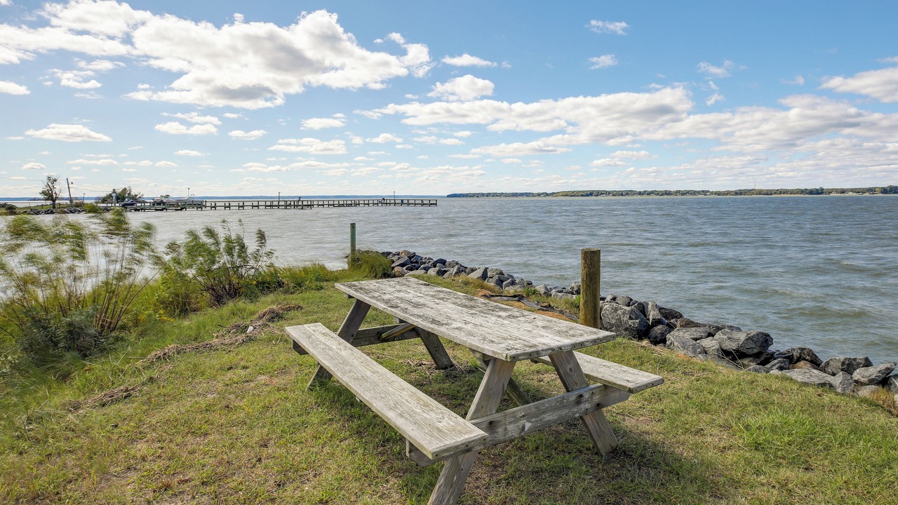Photo of Others in Rock Point