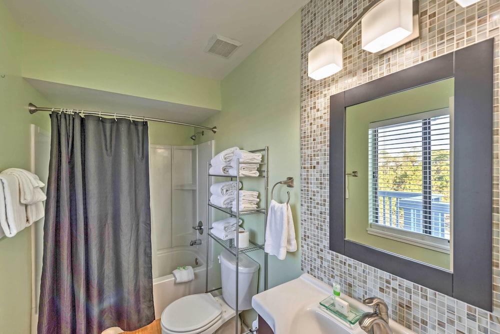 Photo of Bathroom in Seagrove Beach
