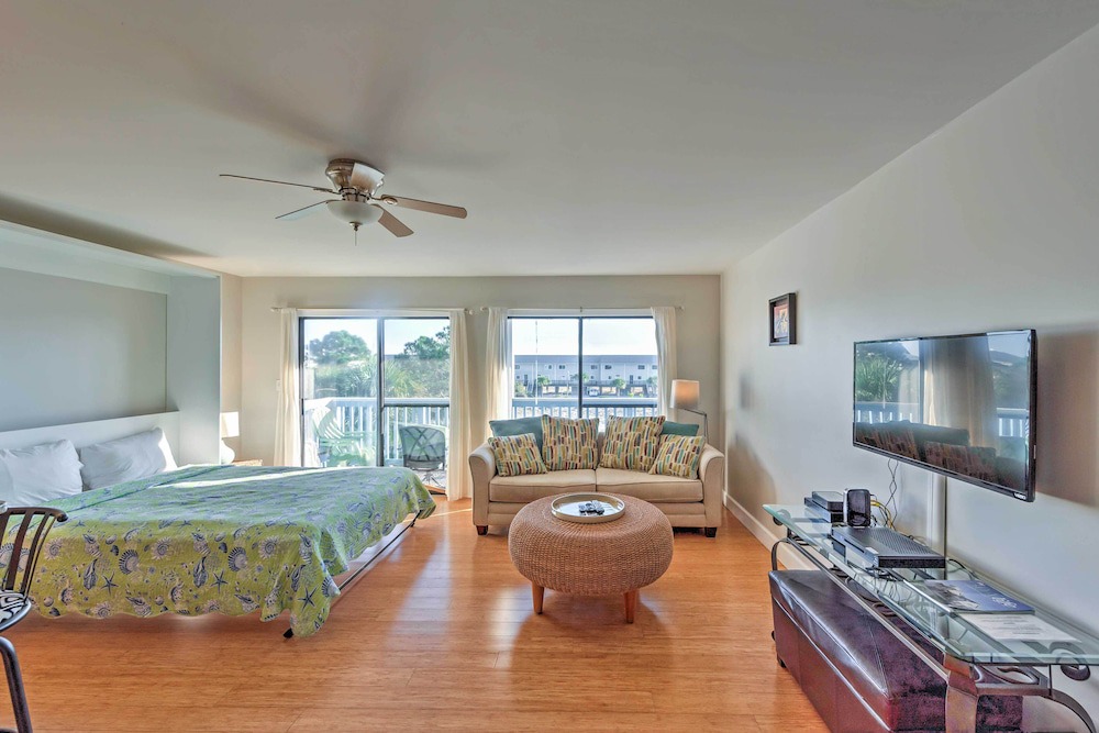 Photo of Bedroom in Seagrove Beach