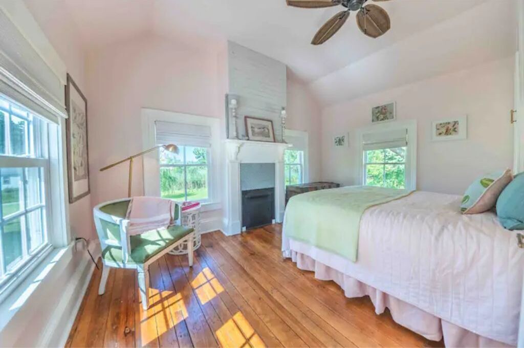 Photo of Livingroom in Windmill Point