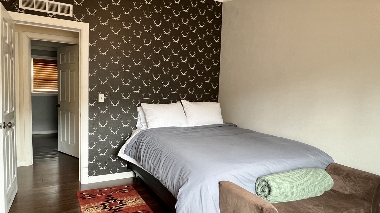 Photo of Bedroom in Saint Mary's