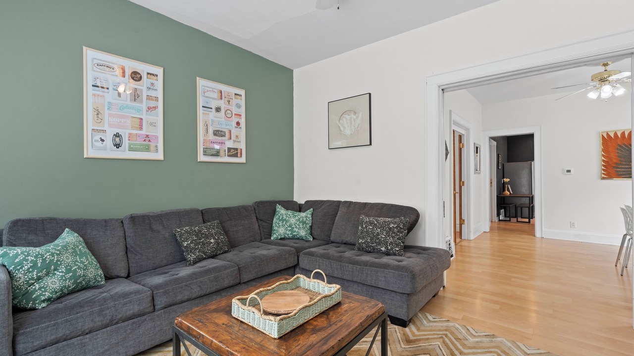Photo of Livingroom in Bay View