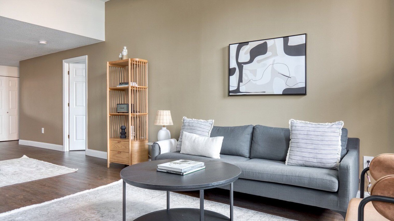 Photo of Livingroom in Central Square