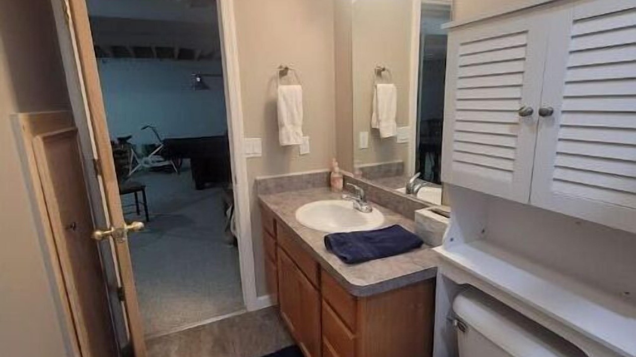 Photo of Bathroom in Bryant Pattengill West